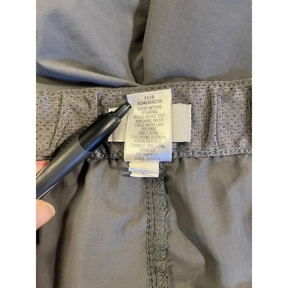 Croft & Barrow Mens XXL Gray Nylon Cargo Hiking Shorts Belted Quick Dry Outdoor